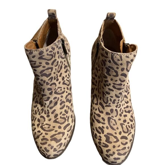 Lucky Brand Basel Leopard Printed Leather Side Zip Block Heel Ankle Booties Sz 7 - Picture 5 of 9